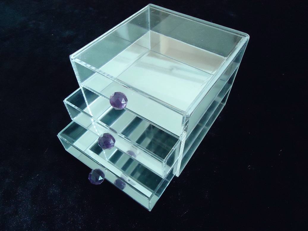 亞克力制品的物理化學性能